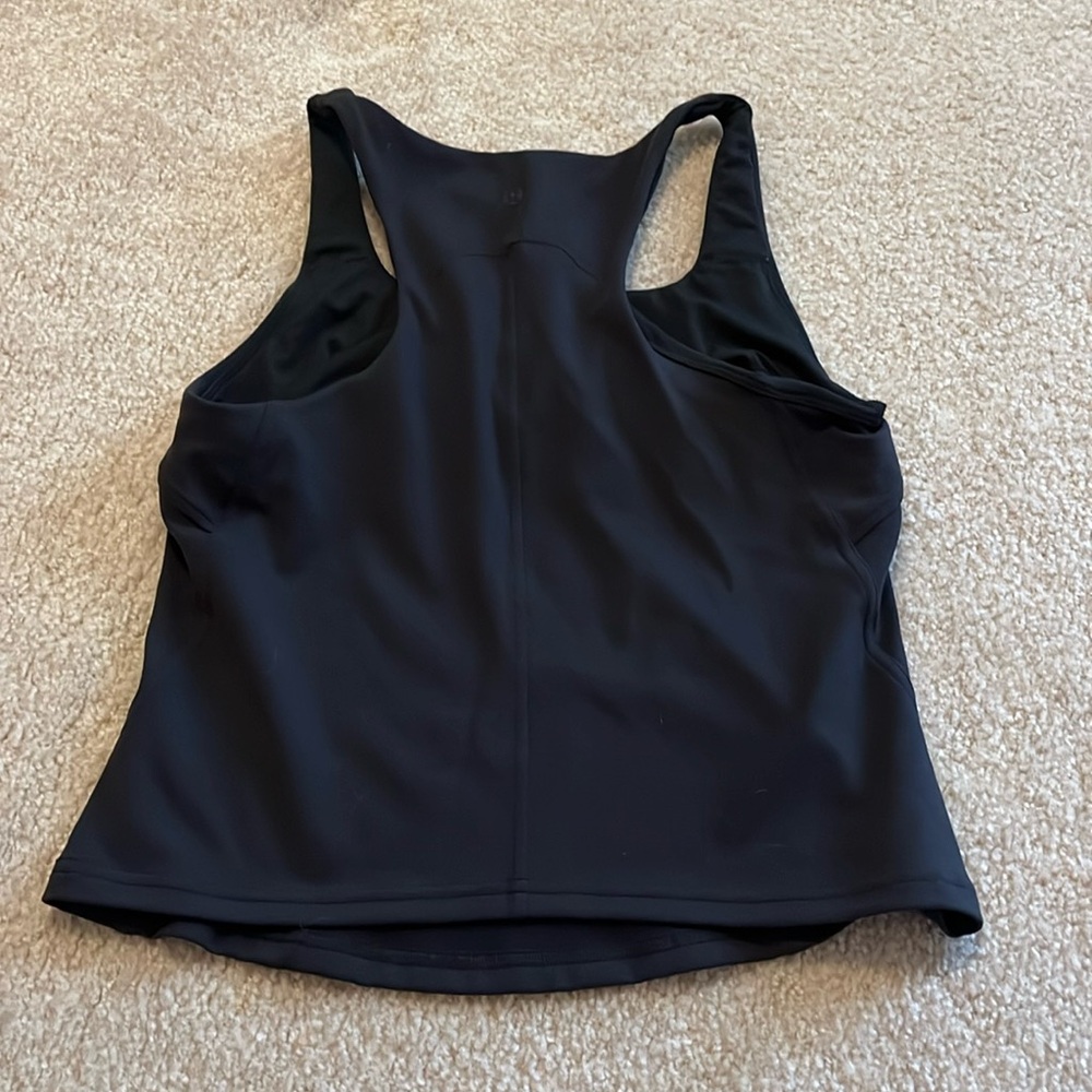 Size 10 lululemon top